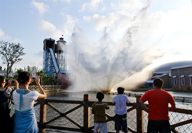 “欢乐谷+水公园”水陆通票 酷享冰火两重天