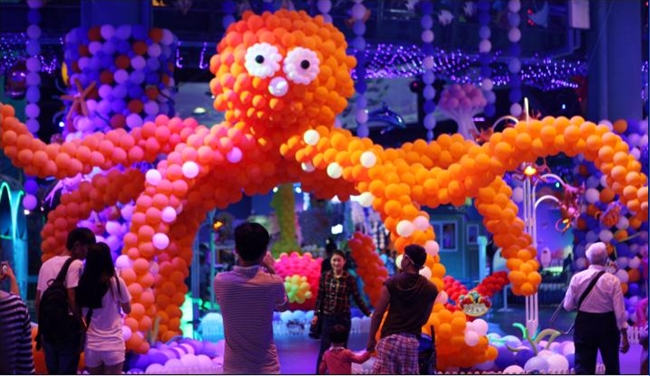气球王国现身魔都 上海欢乐谷气球嘉年华6.1开幕